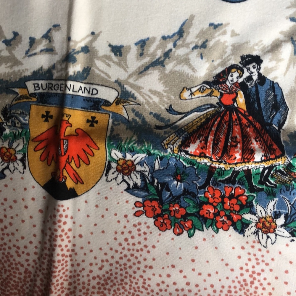 German scarf - Picture 15 of 16